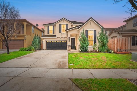 2483 Bear River Court West Sacramento CA 95691