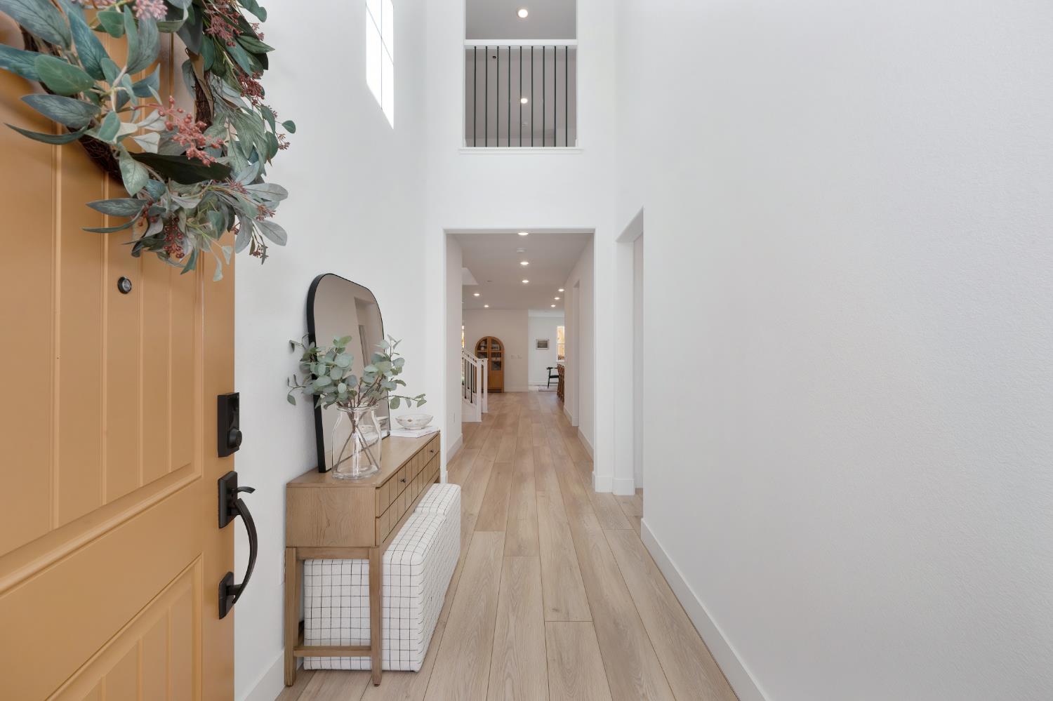 216 Vectra Court