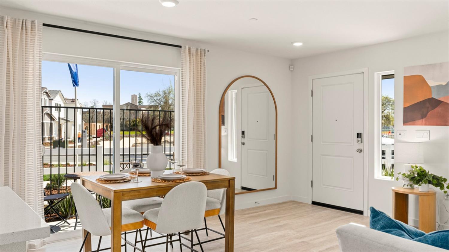 224 Skyline Ridge Loop