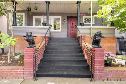 2012 F Street Sacramento CA 95811