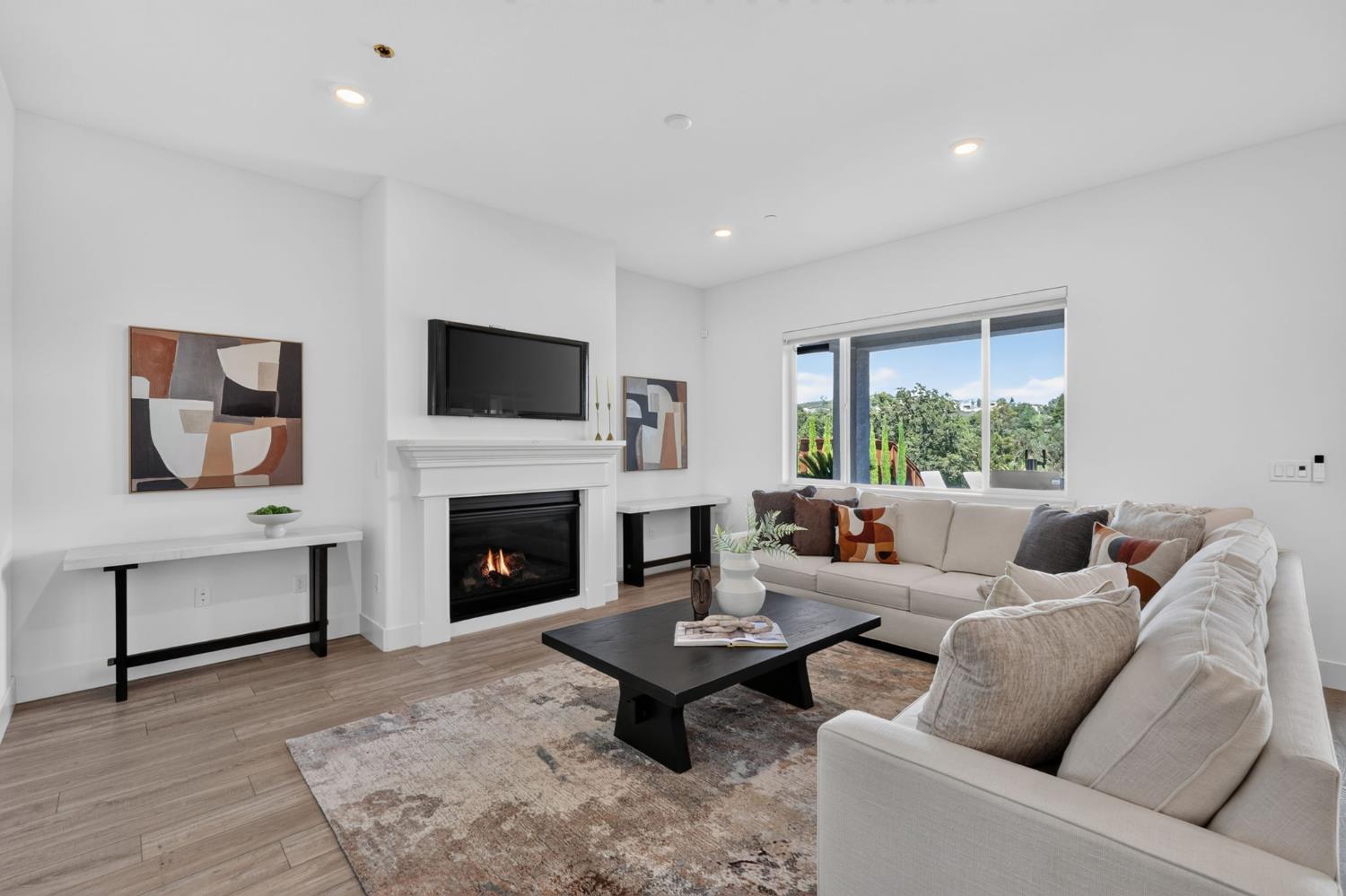 947 Greeley Court