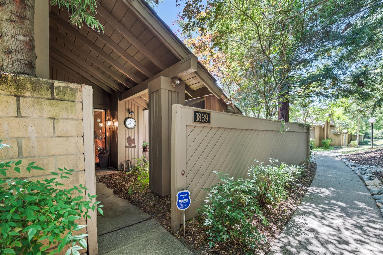 1839 Discovery Village Lane