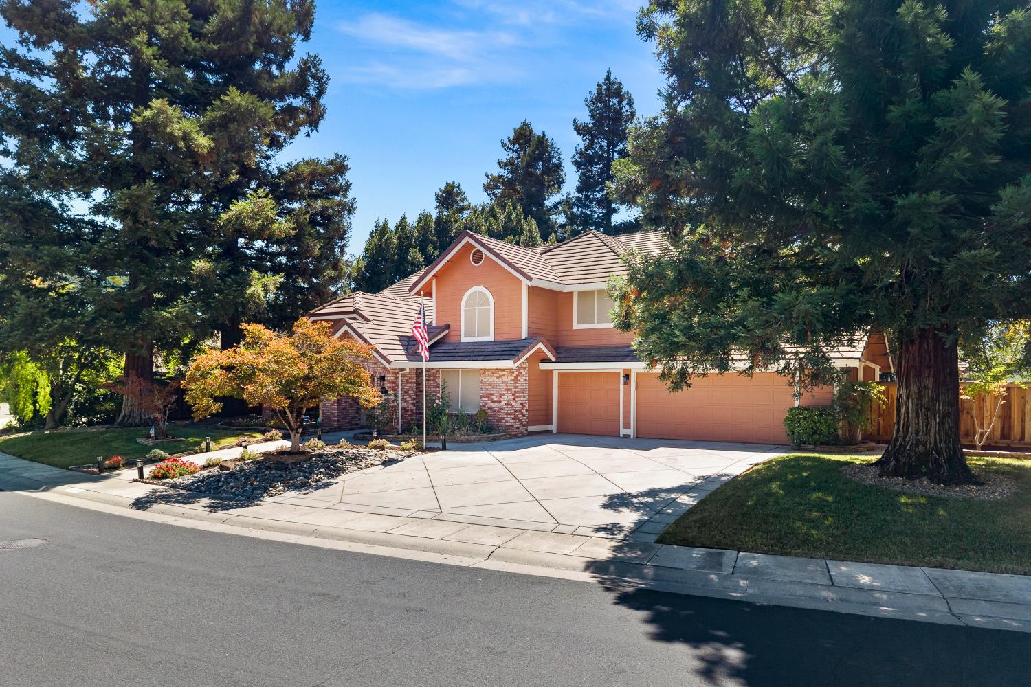 4938 Willow Vale Way