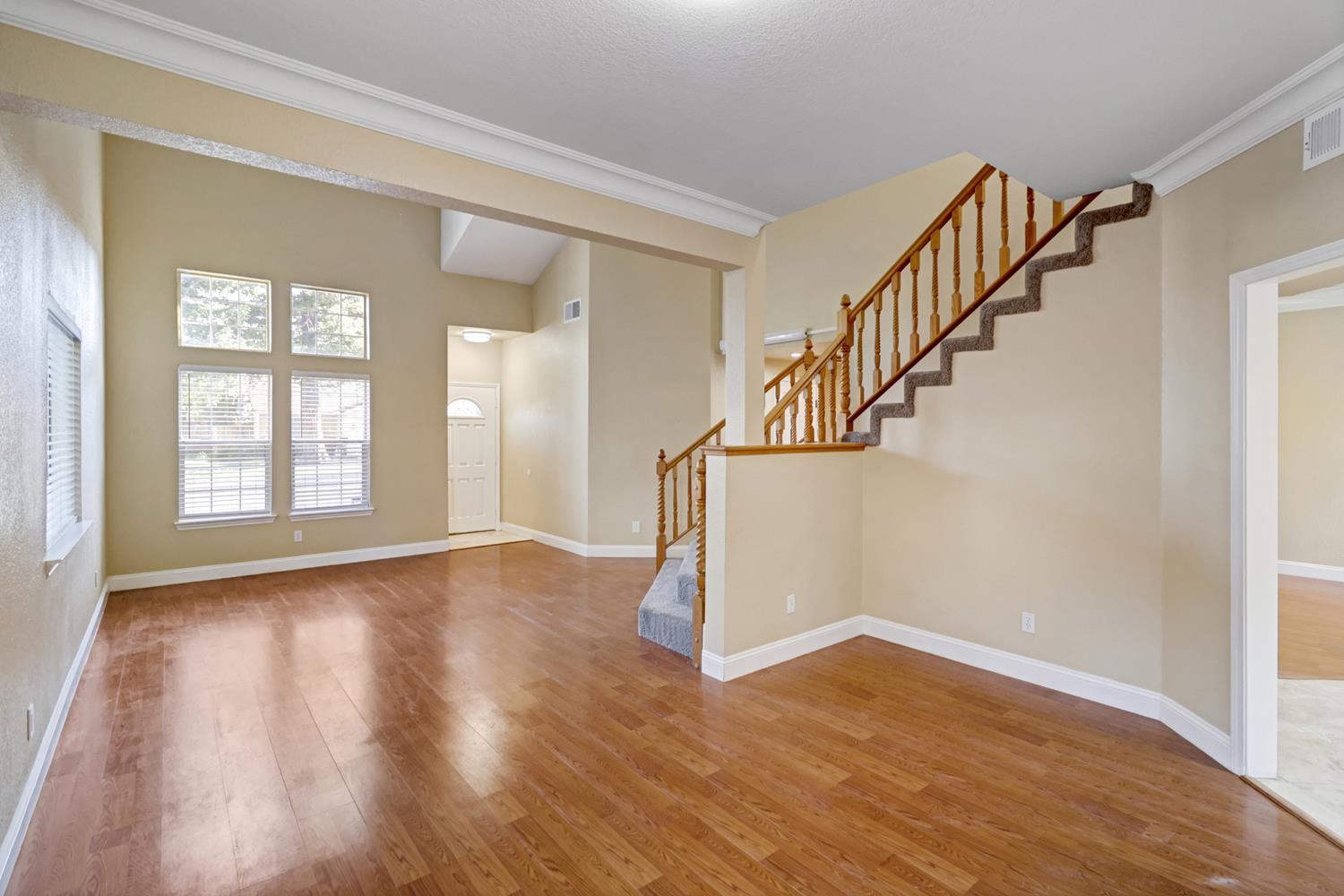 8520 Oakenshield Circle