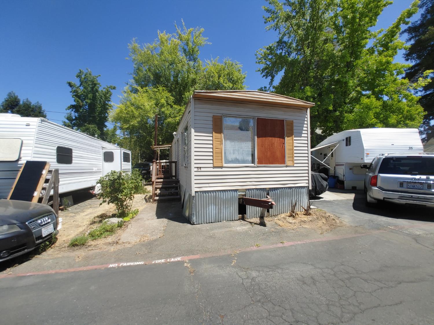 9127 Greenback Lane 34