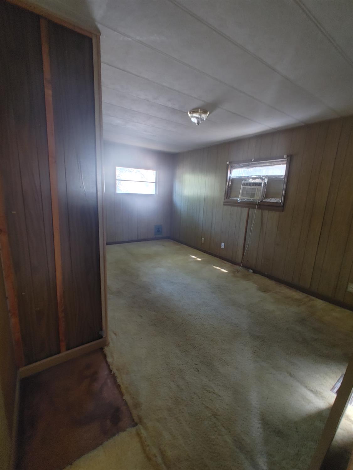 9127 Greenback Lane 34