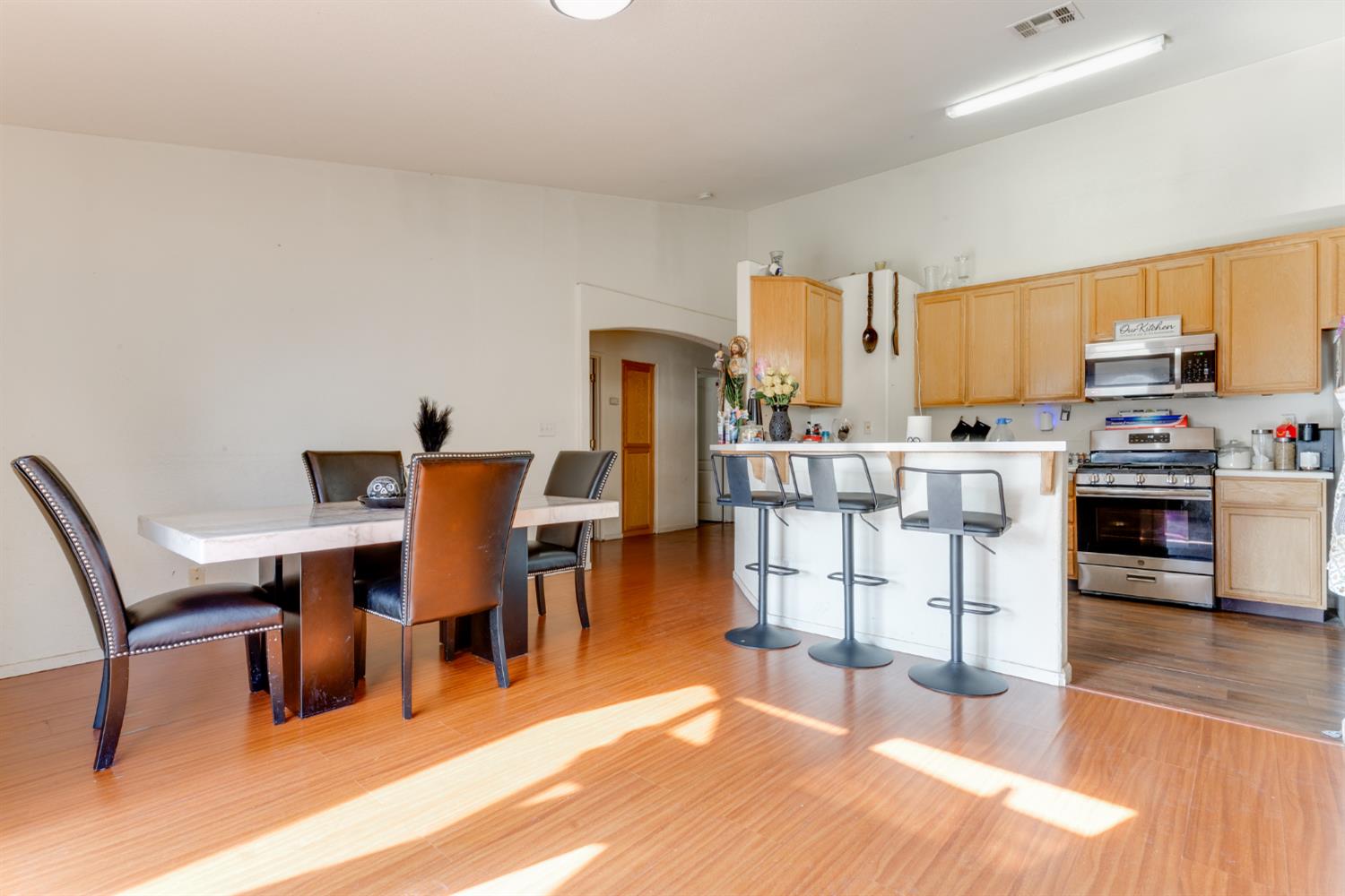 2083 W Antley Street