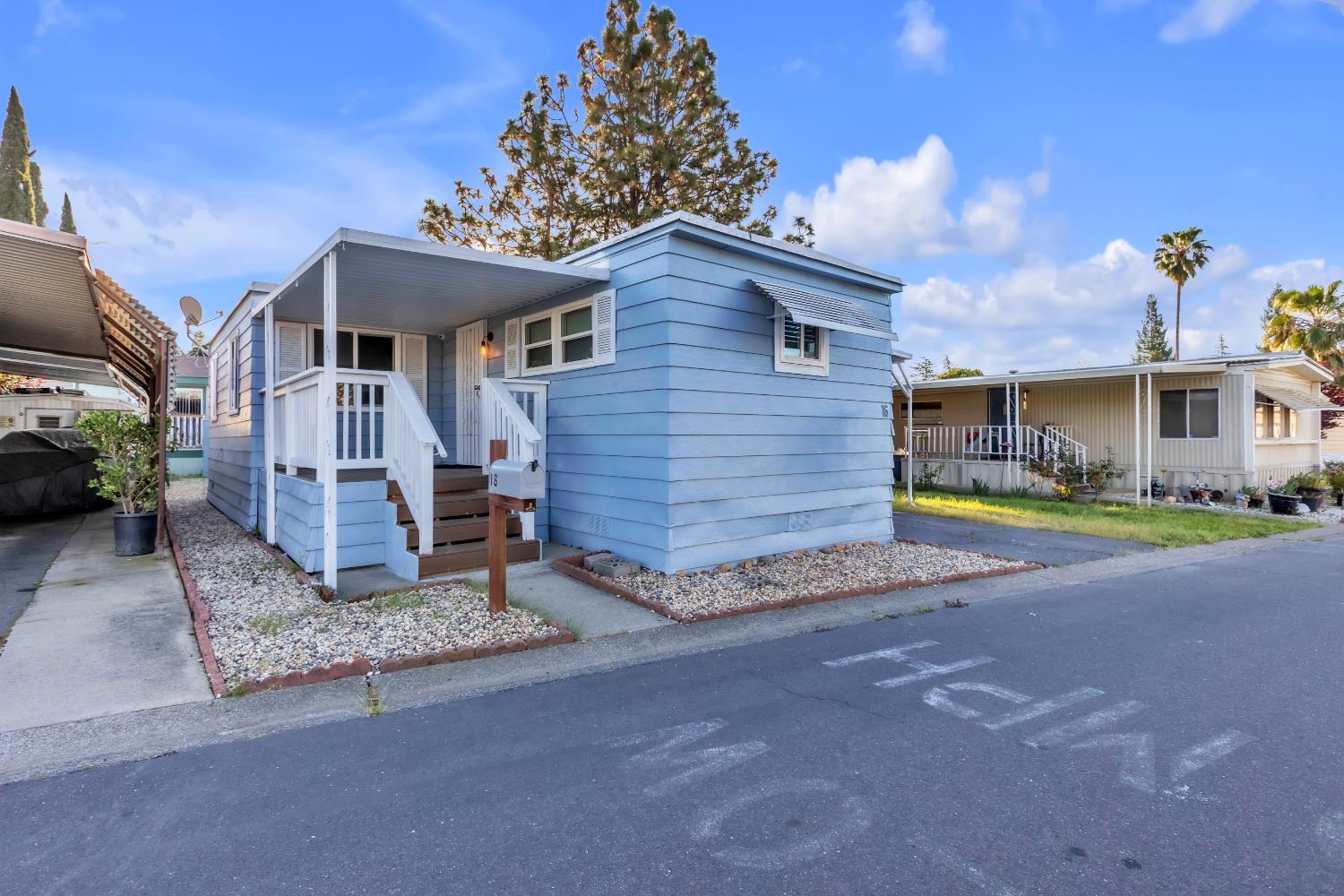 10035 Mills Station Road 16