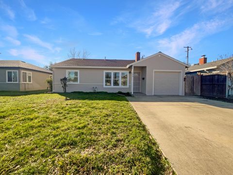 7130 25th Avenue, Sacramento, CA 95820 - MLS#: 225025563