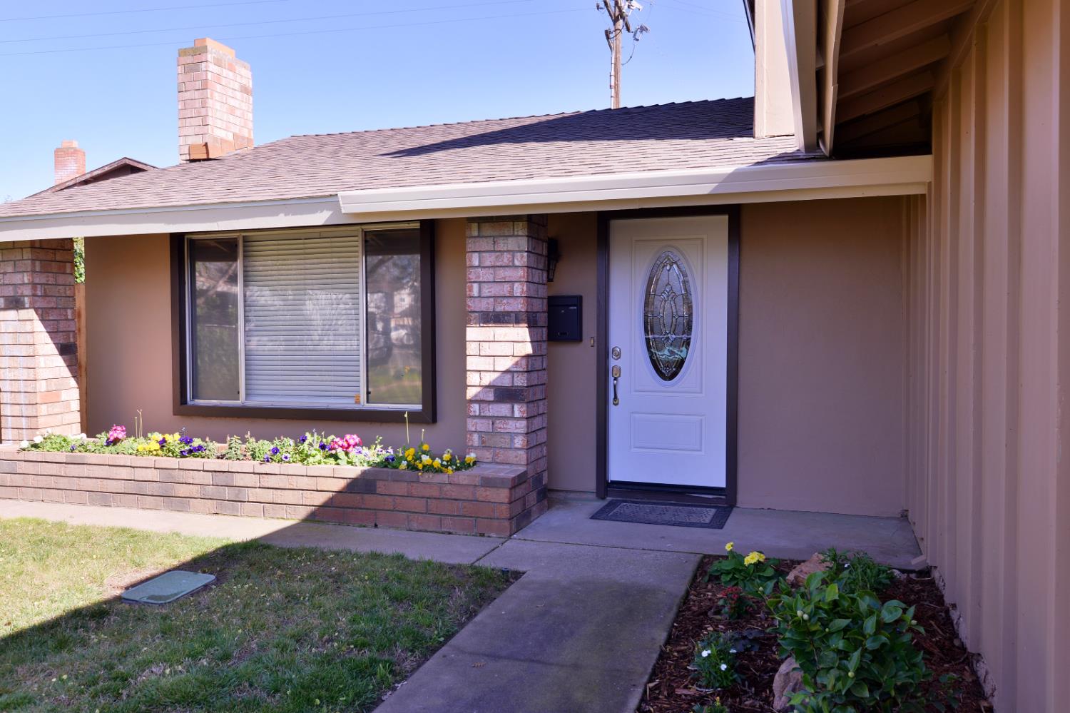 2345 Rogue River Drive