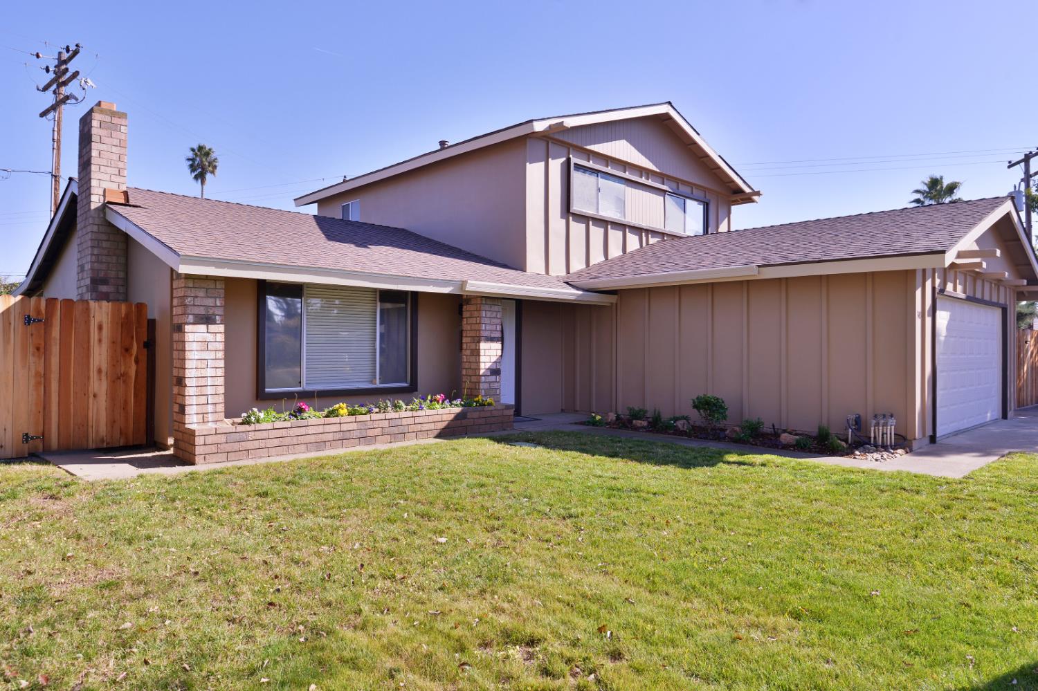 2345 Rogue River Drive