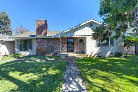 637 Myrtle Avenue West Sacramento CA 95605