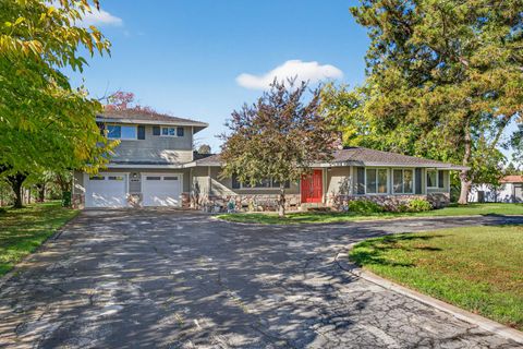 8730 Bamarcia Drive Elk Grove CA 95624