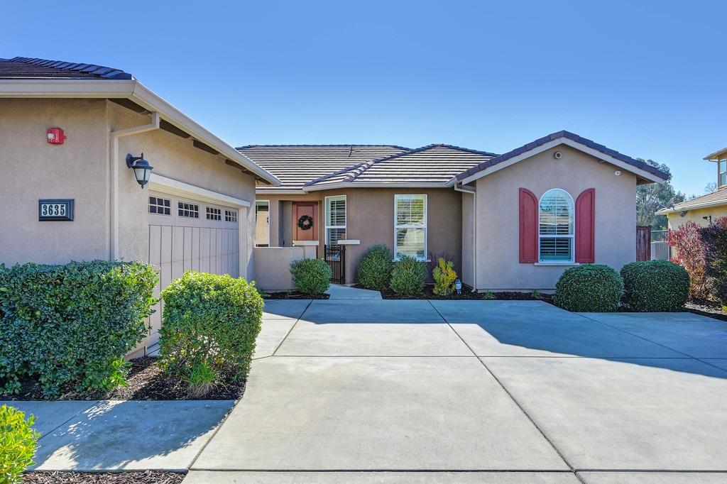 3635 Arden Villa Place