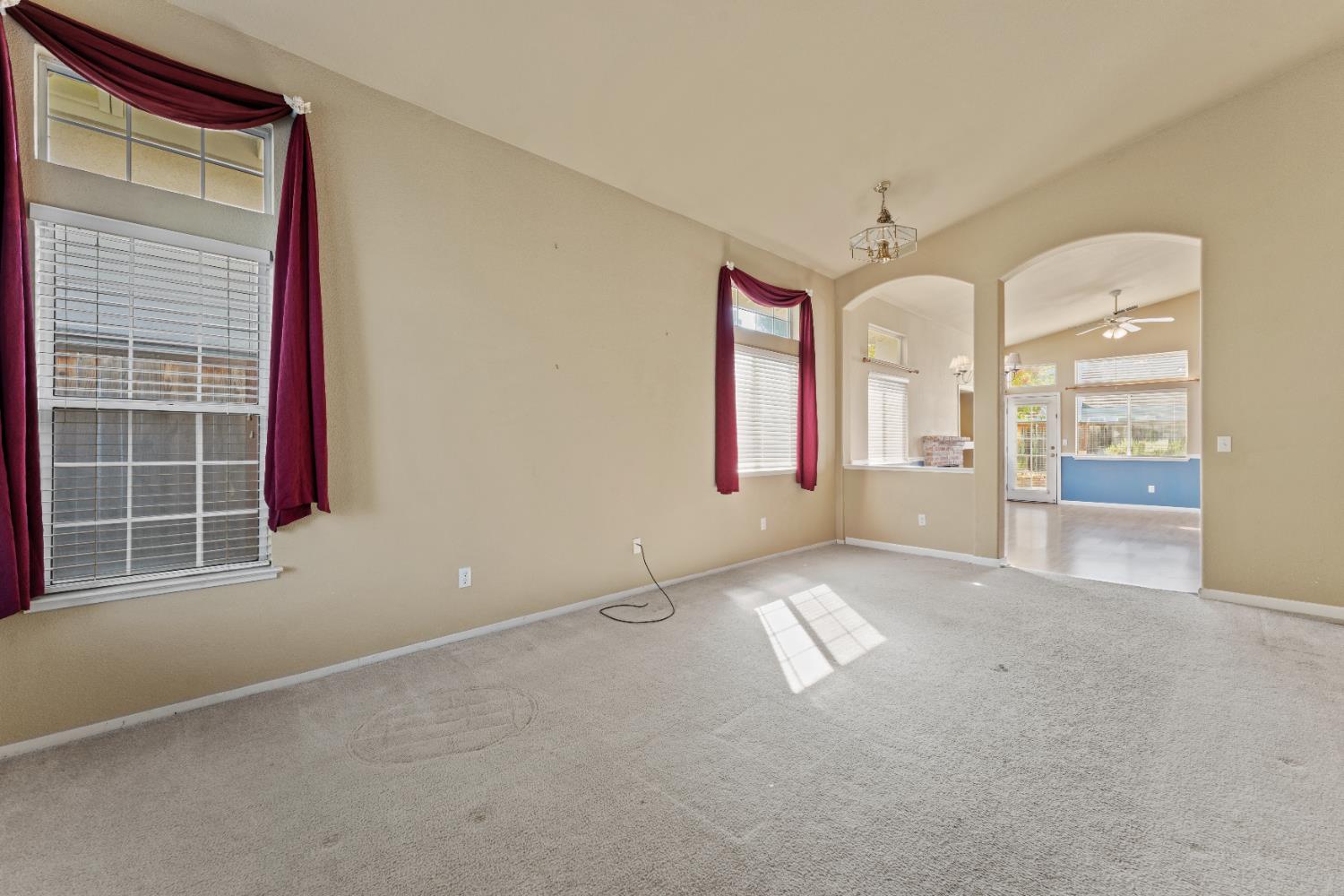3005 Turnbuckle Circle