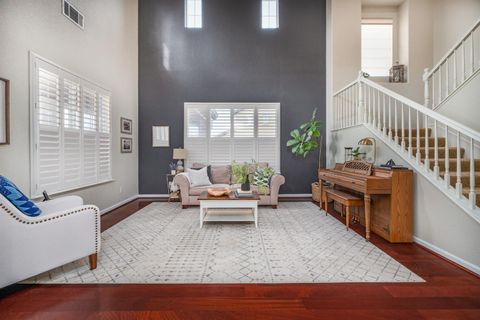 MLS: 225026325
