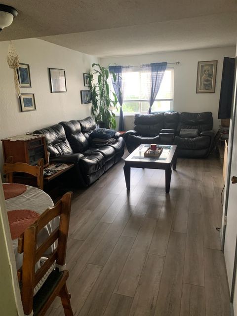 5820 Shadow Creek Drive 3 Sacramento CA 95841