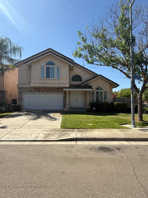430 N Czerny Street Tracy CA 95376