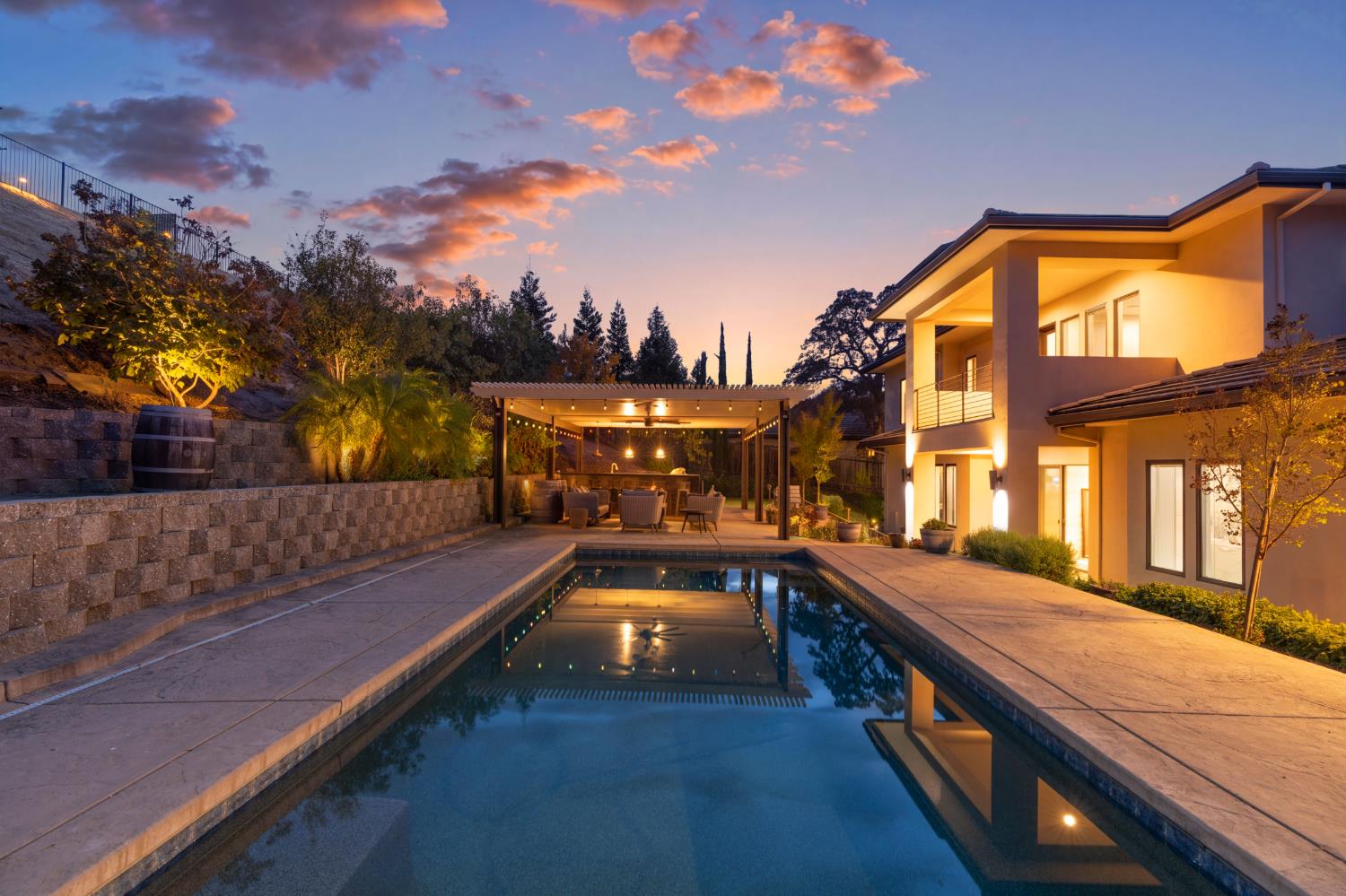 4022 Cornwall Court