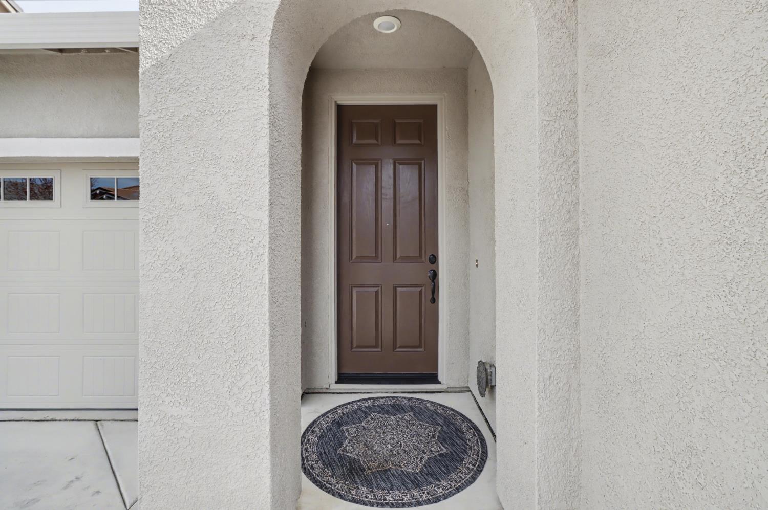 3146 Golden Trail Street