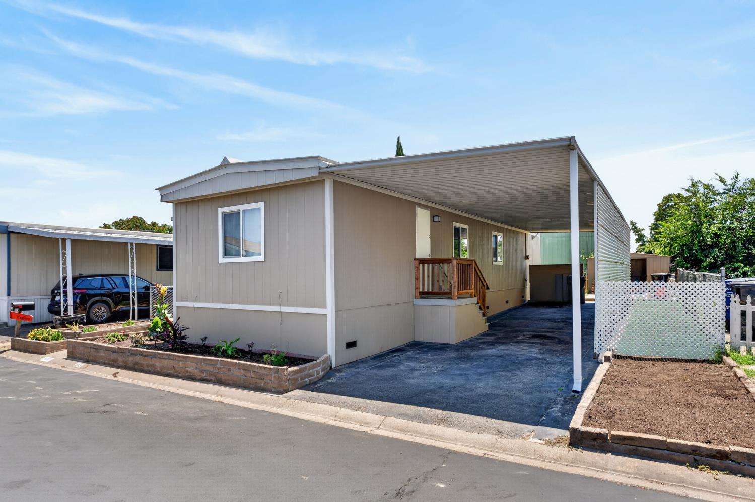 7460 Azimuth Lane 253