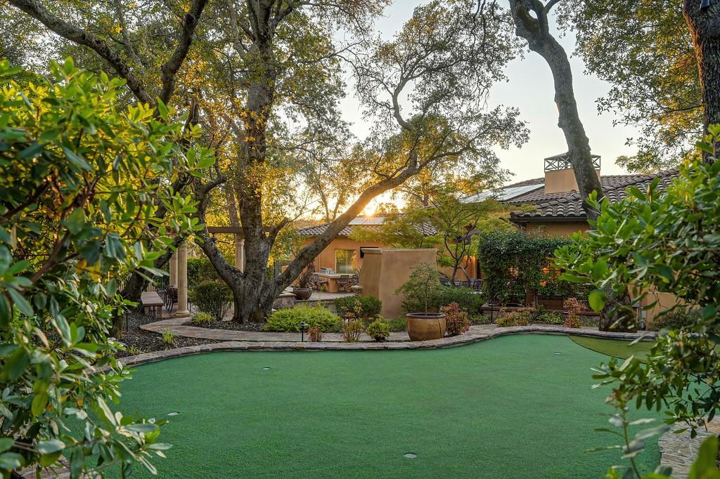 4042 Errante Drive