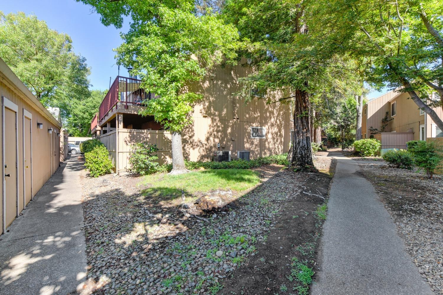 7975 Arcade Lake Lane