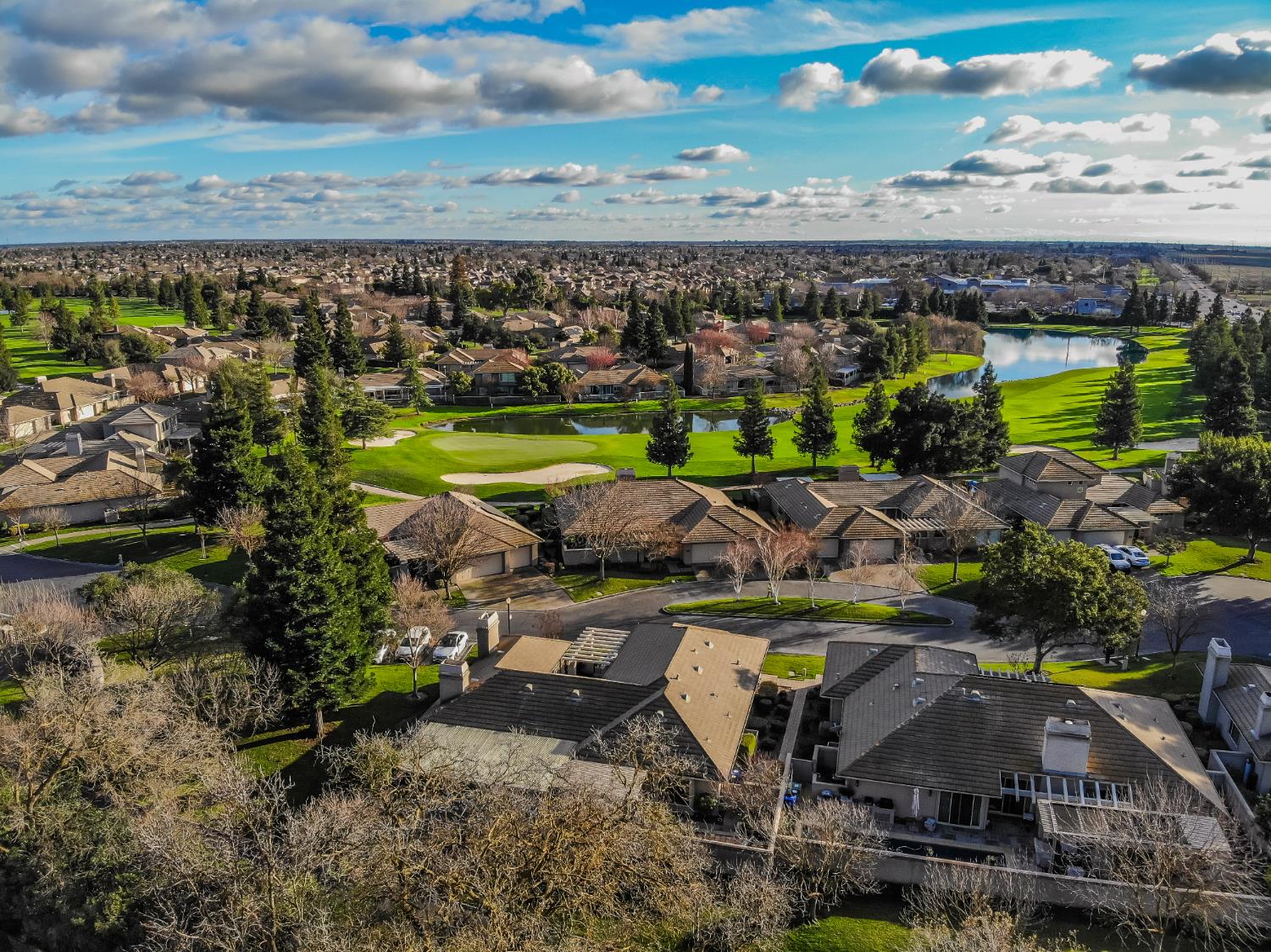9512 Golf Course Lane