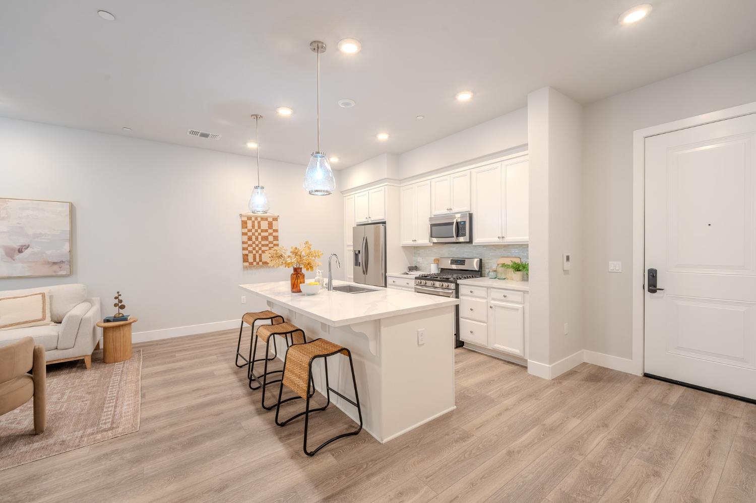 1661 Spring Street 341