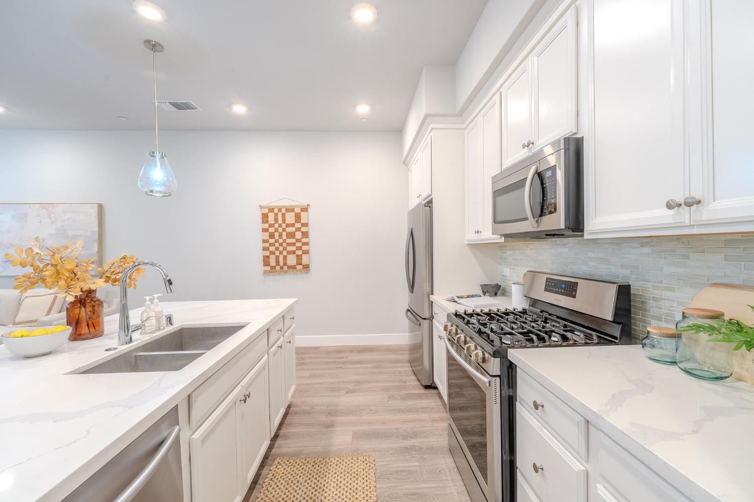 1661 Spring Street 341
