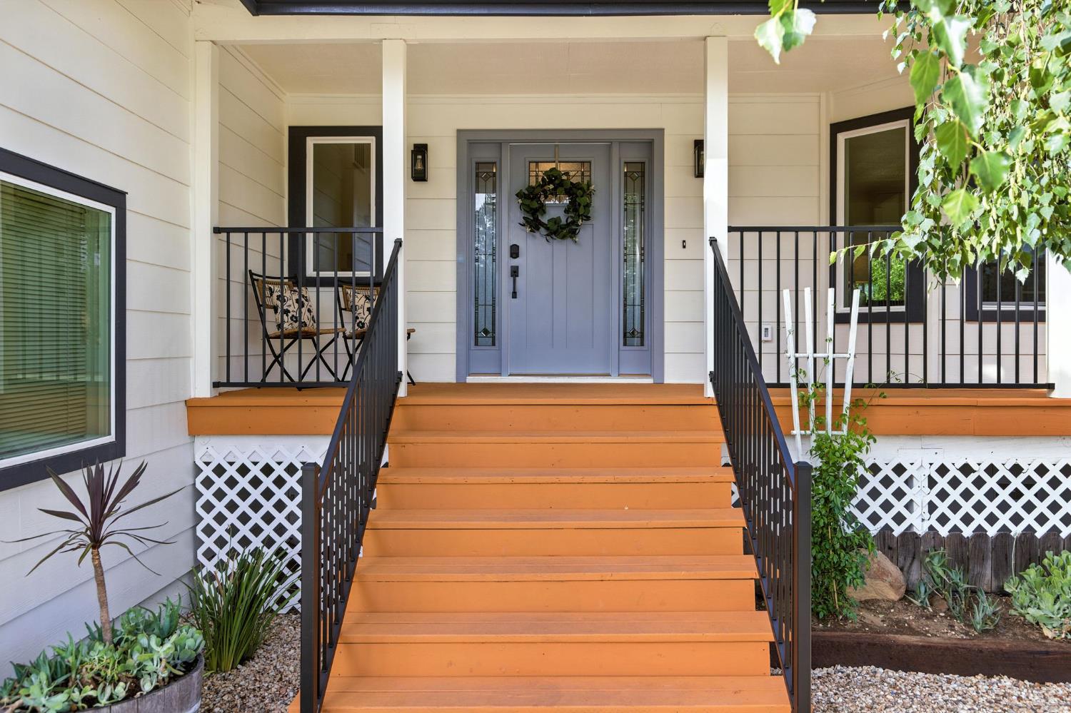230 W Sutter Crest