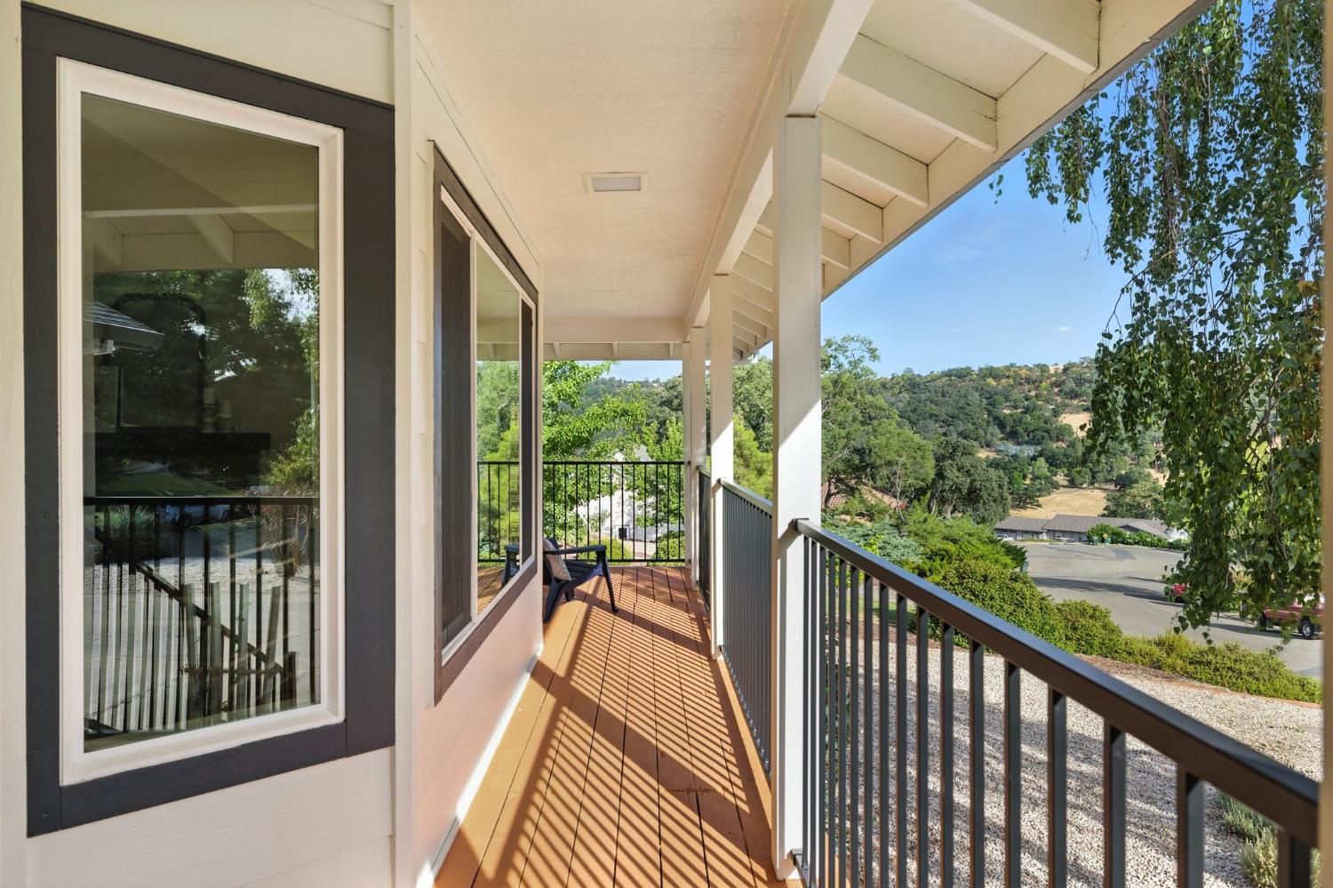 230 W Sutter Crest