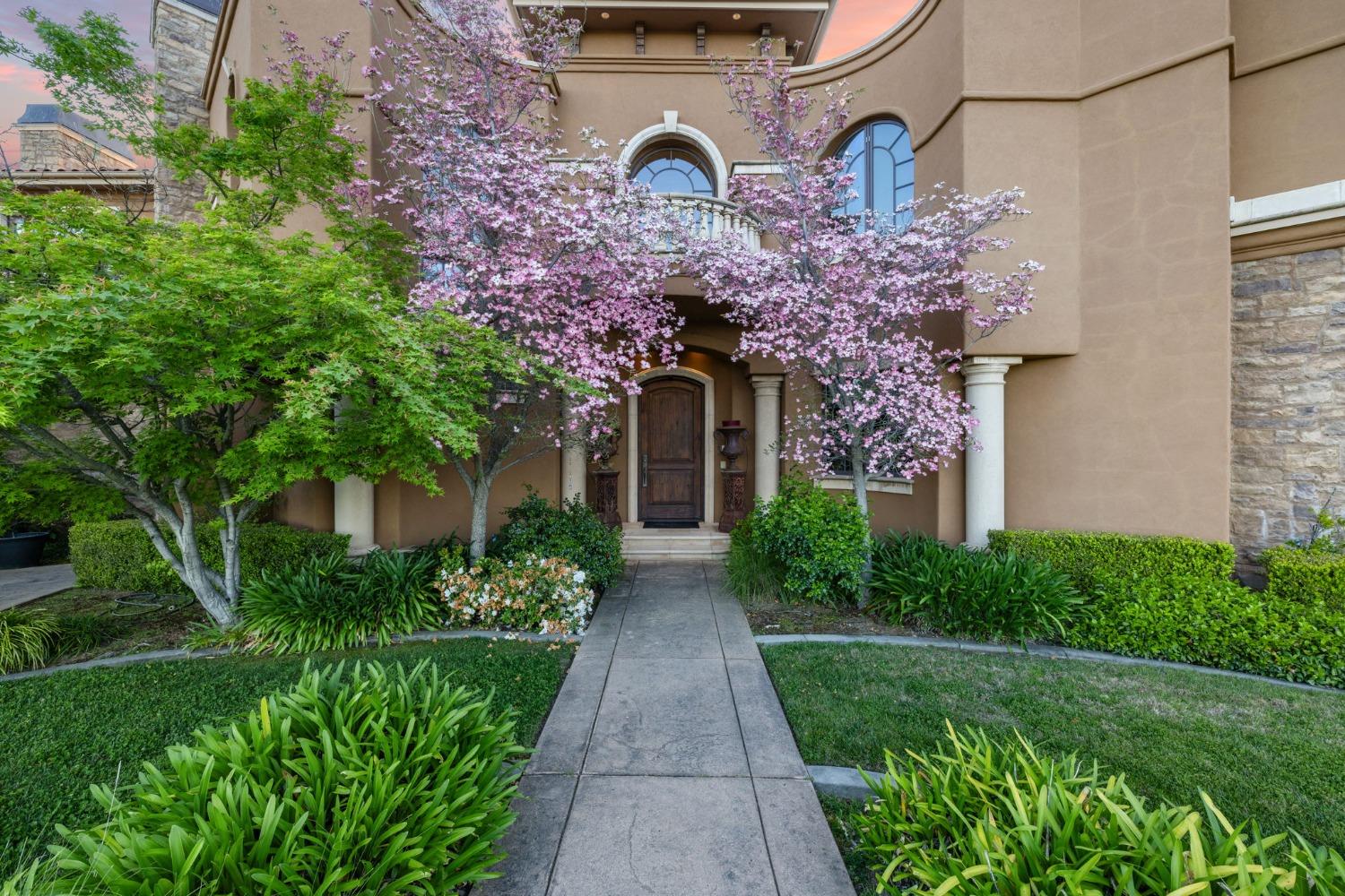 4269 Fairway View Drive