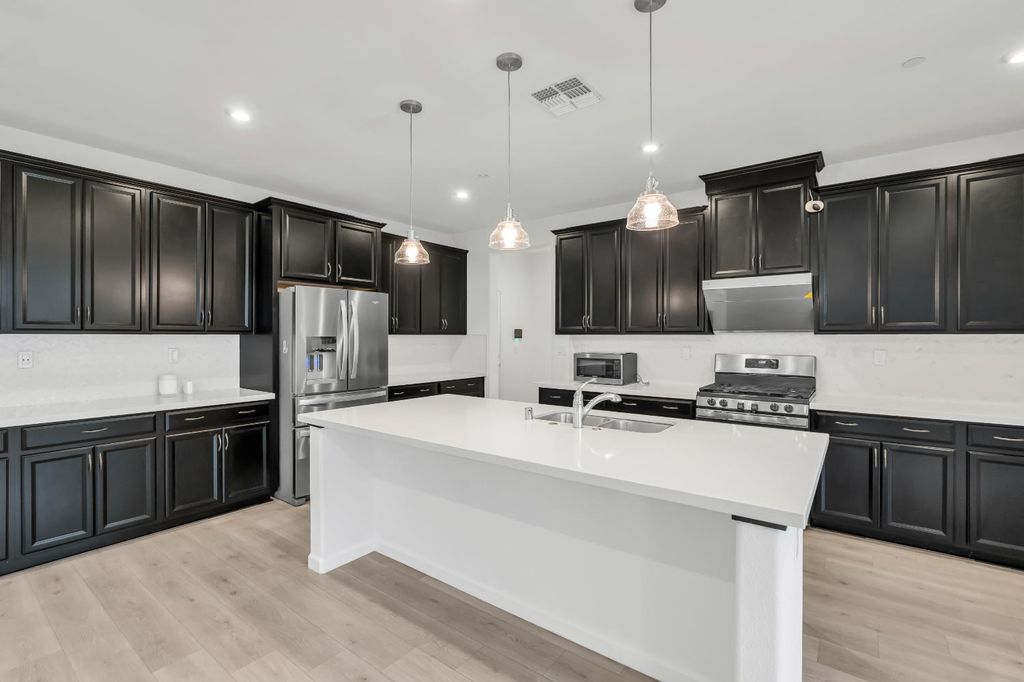 Photo of 10398 Costa Nova Circle, Elk Grove, CA 95757 (MLS # 226004907)