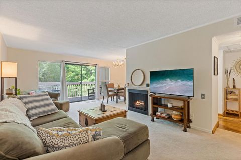 2482 Larkspur Lane 182 Sacramento CA 95825