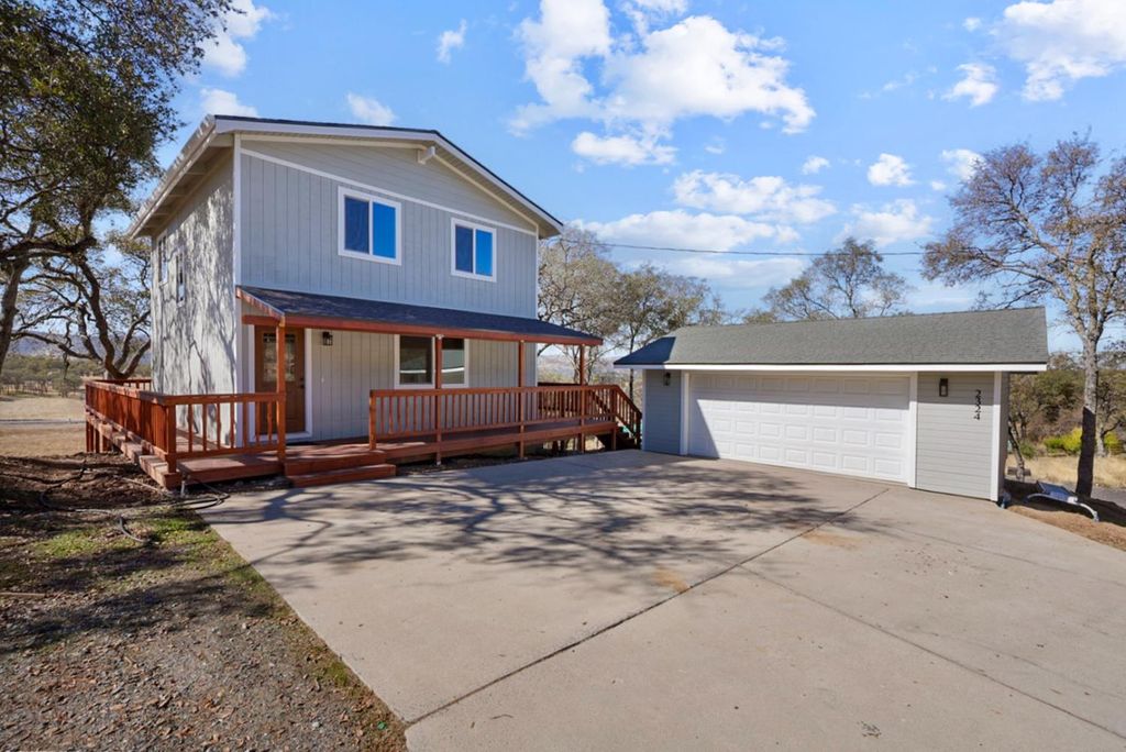 Photo of 2324 Quail Hill Road, Copperopolis, CA 95228 (MLS # 225136893)
