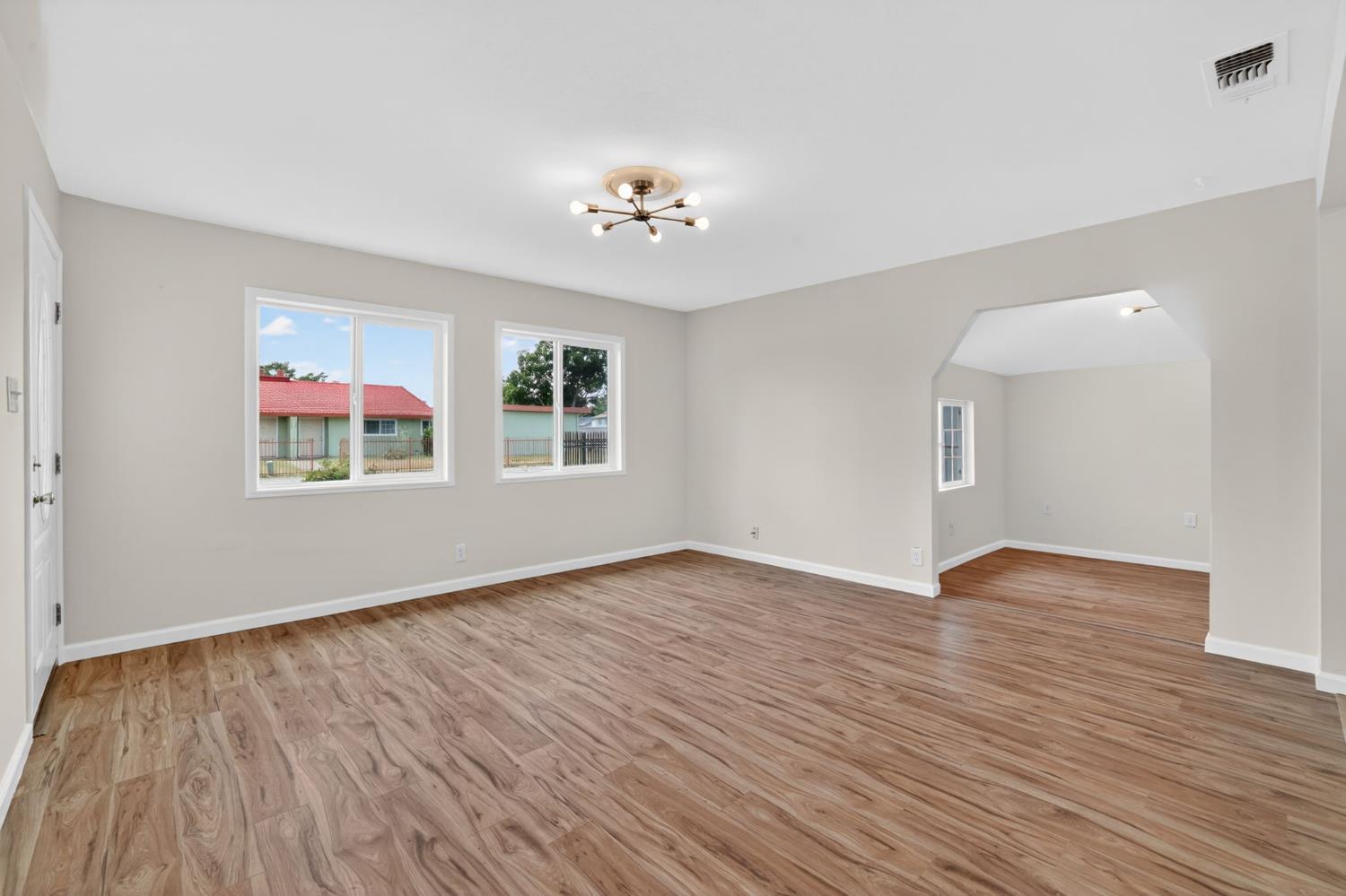 5637 44th Street