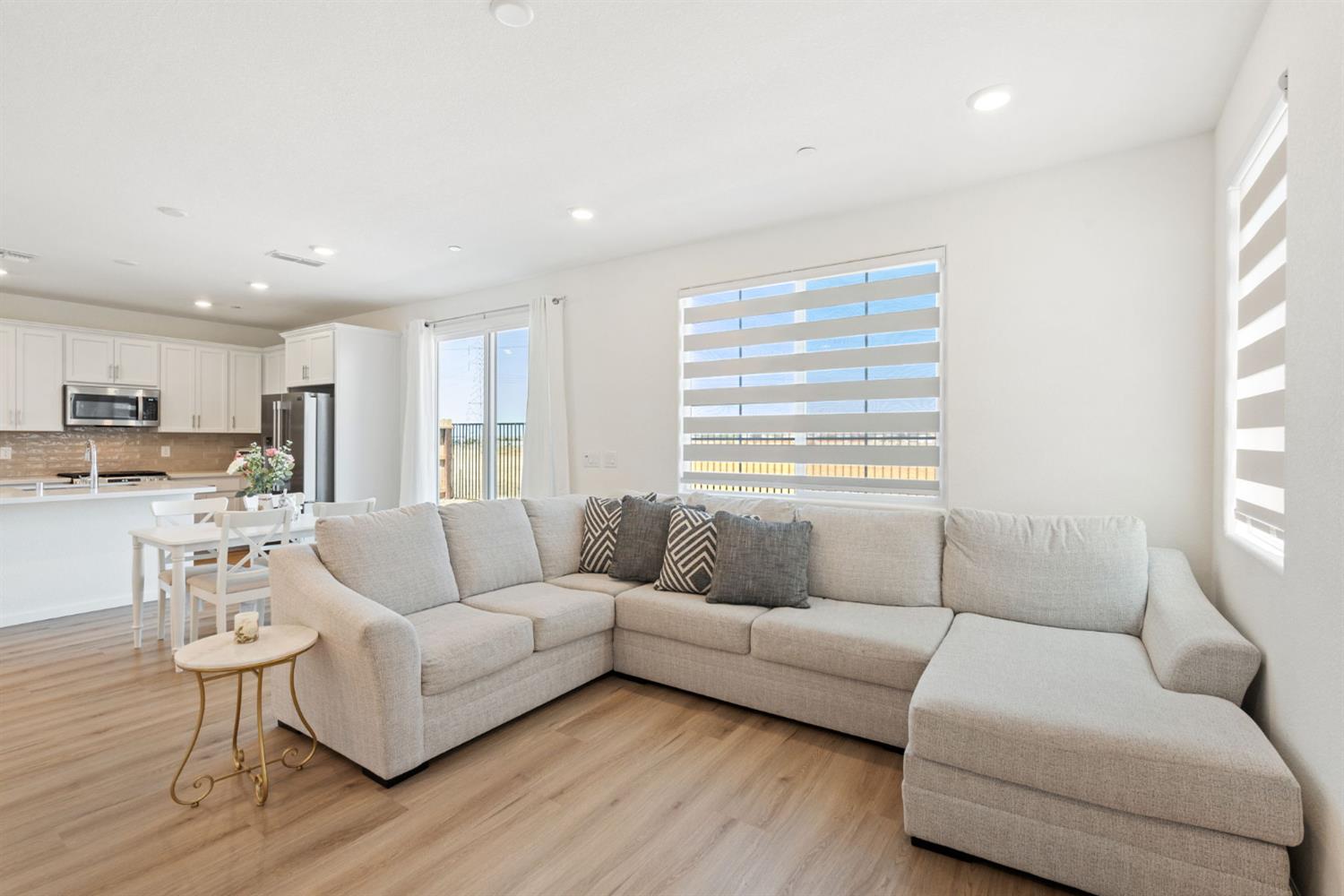 7280 Great Copper Street