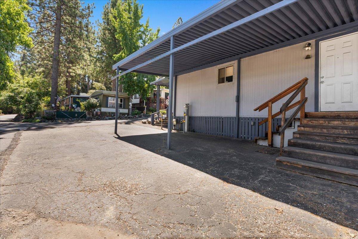 Grass Valley, California 95945, United States, 2 Bedrooms Bedrooms, ,2 BathroomsBathrooms,Residential,Active,198631