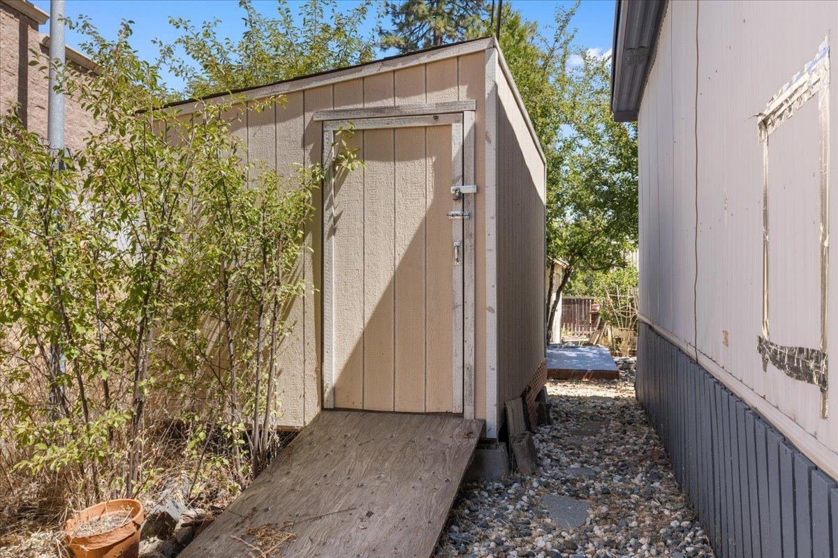 Grass Valley, California 95945, United States, 2 Bedrooms Bedrooms, ,2 BathroomsBathrooms,Residential,Active,198631