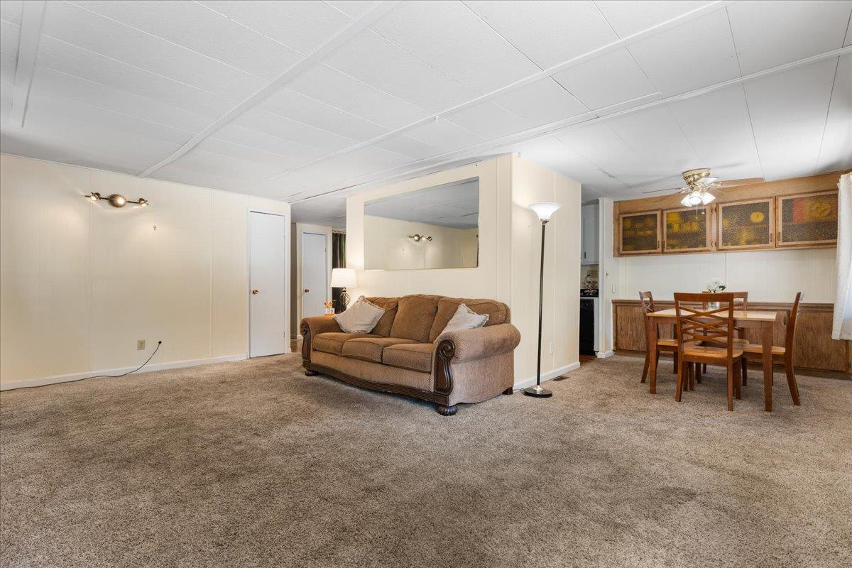 Grass Valley, California 95945, United States, 2 Bedrooms Bedrooms, ,2 BathroomsBathrooms,Residential,Active,198631