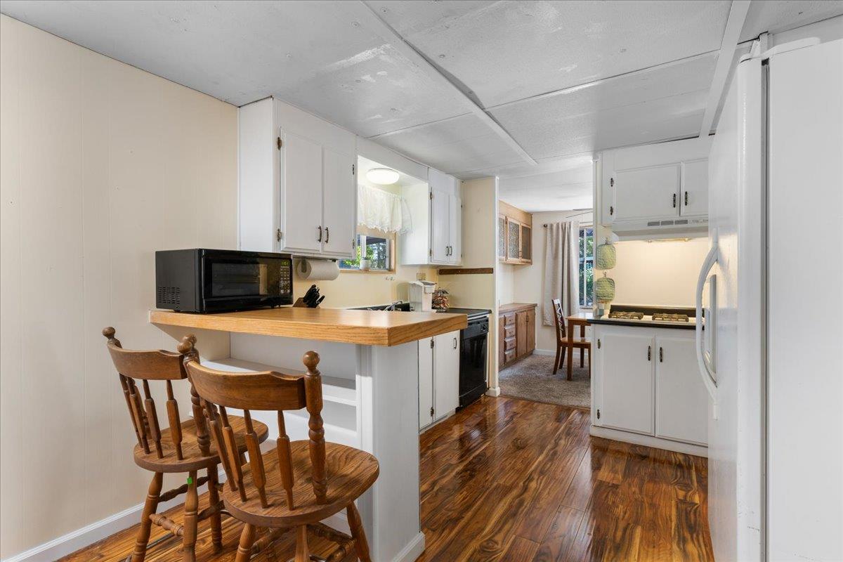 Grass Valley, California 95945, United States, 2 Bedrooms Bedrooms, ,2 BathroomsBathrooms,Residential,Active,198631