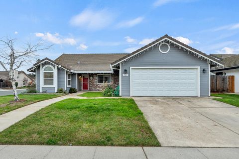 323 Emerald Oak Drive Galt CA 95632