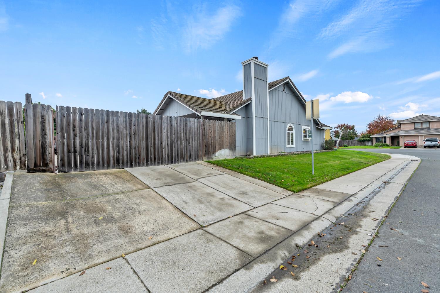 323 Emerald Oak Drive