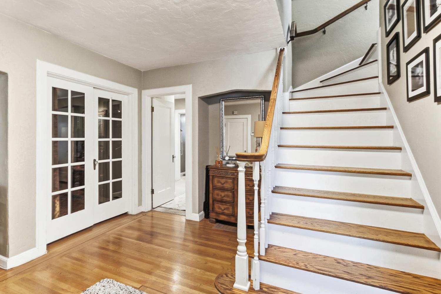 3006 Clairidge Oak Court