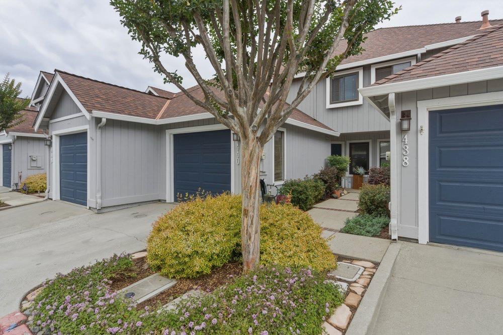 440 Creekside Lane