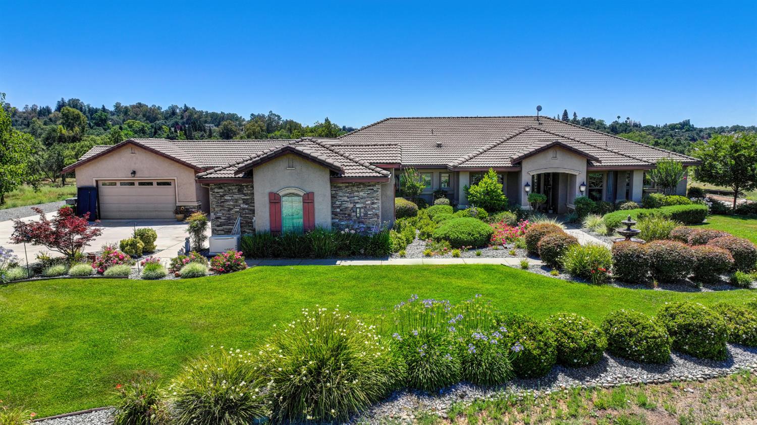 1787 English Colony Way