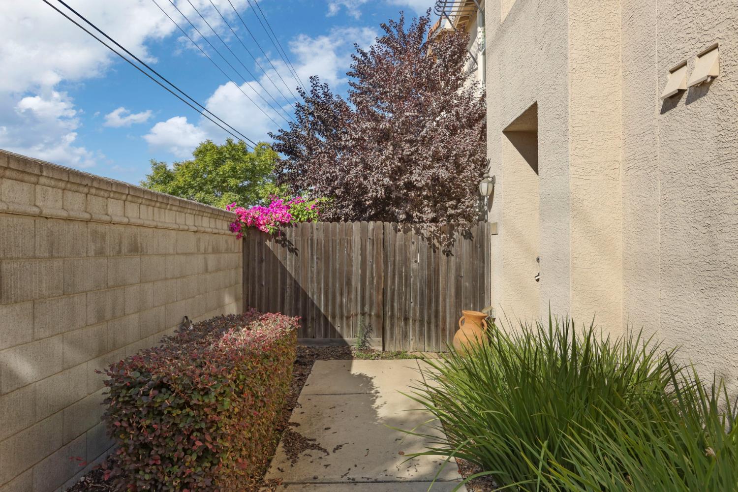 7515 Sheldon Road 4103