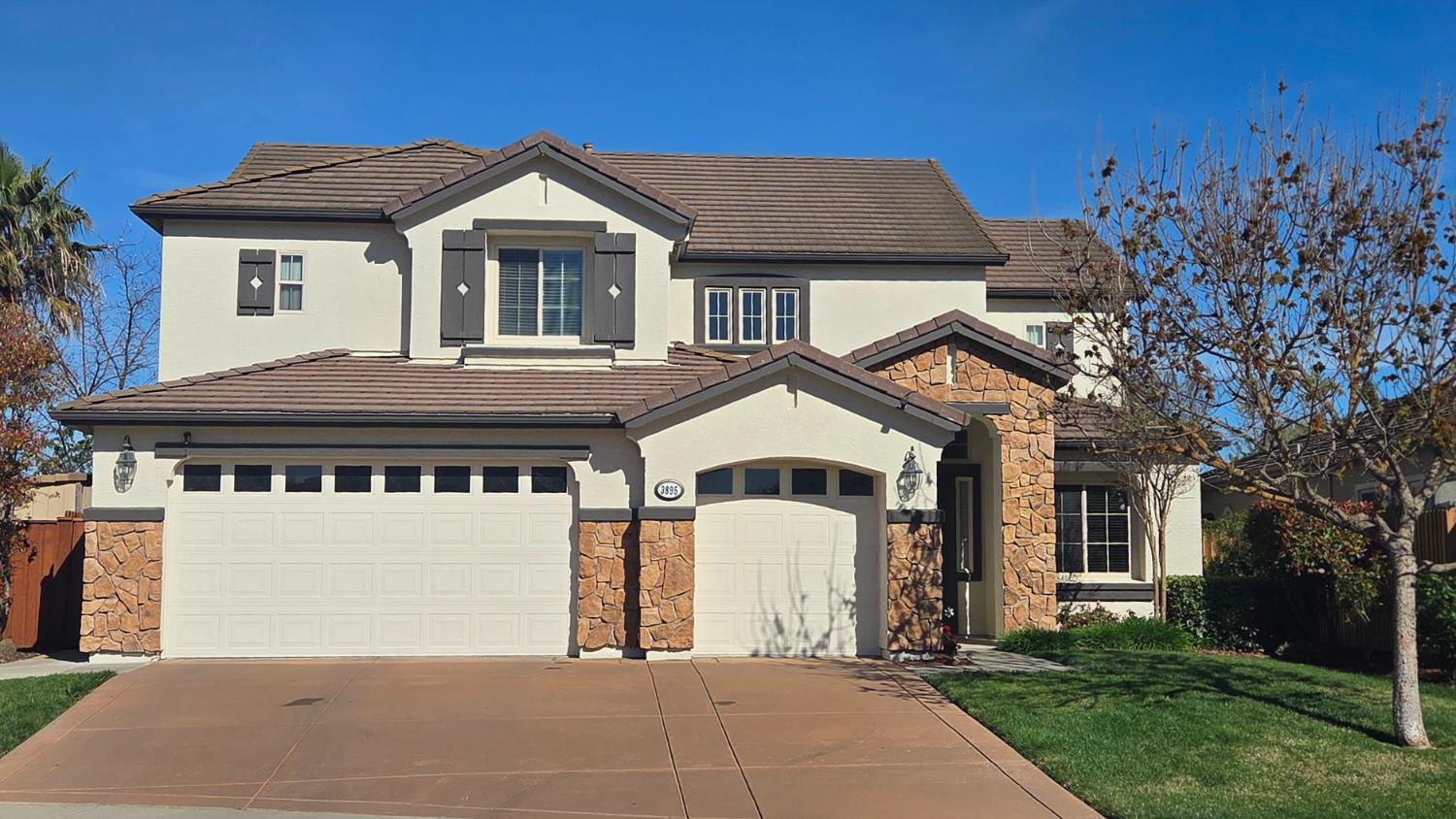 3895 Rollins Court