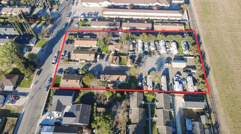 871 Vermont Avenue Turlock CA 95380